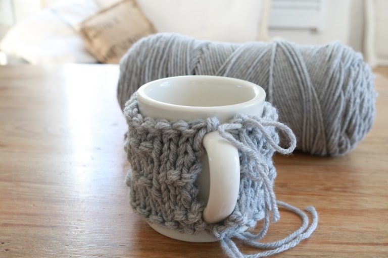 Easy Knit Mug Warmer Free Pattern! A BOX OF TWINE