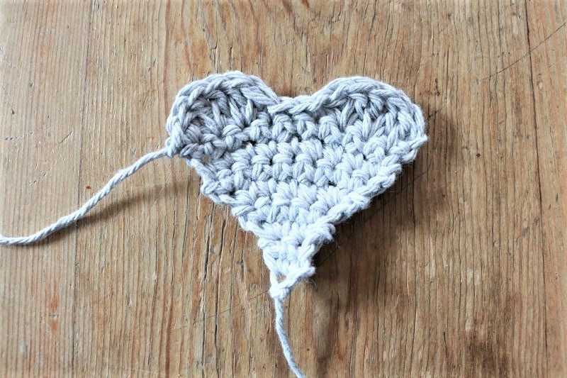 Crochet Heart pattern gray