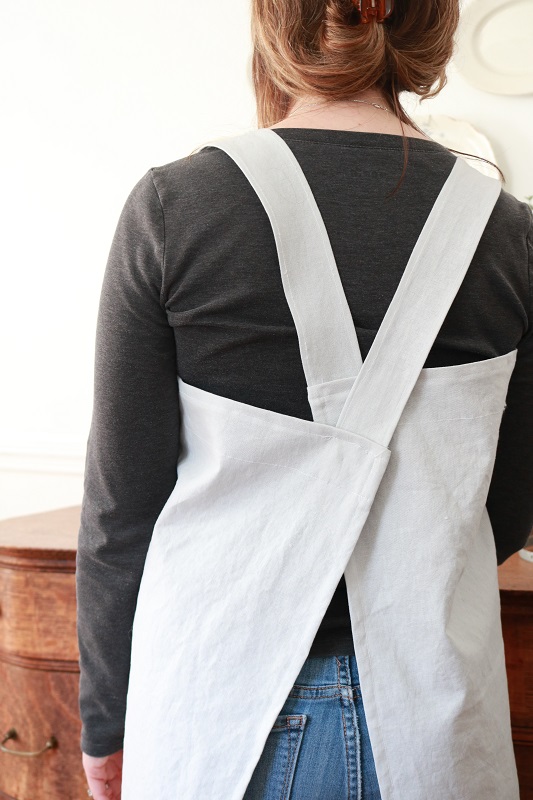 How To Make A Simple Cross Back Apron Free Pattern A BOX OF TWINE