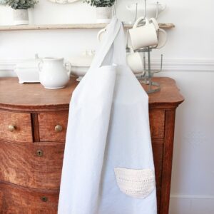 Cross back linen apron hanging