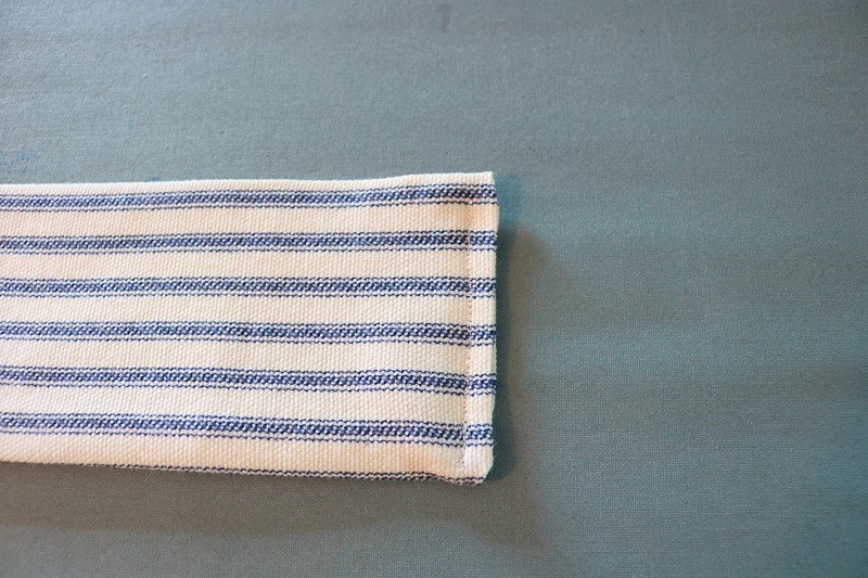 Simple Apron - sew strap ends