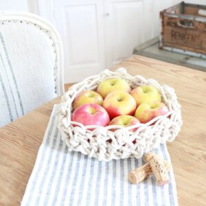 Crochet Rope Basket - free pattern, harvest basket with apples