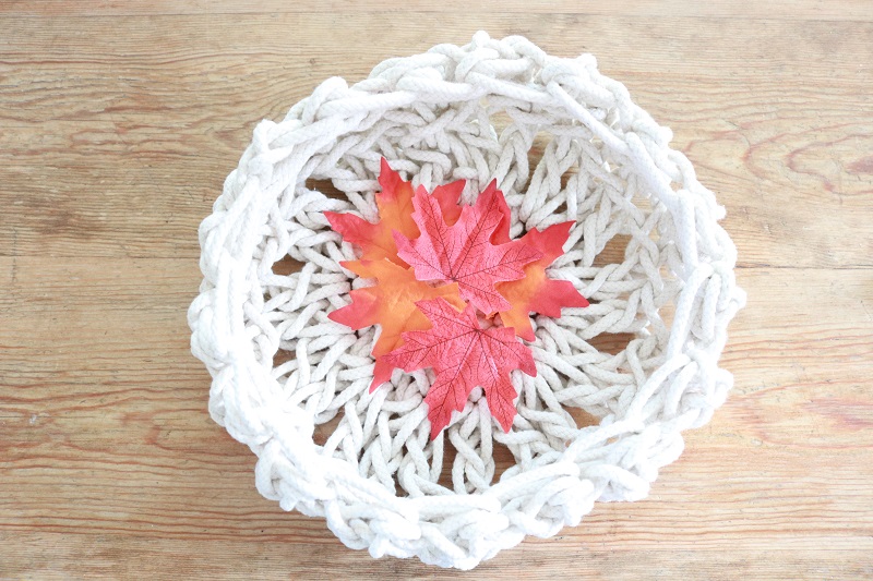 Crochet Rope Basket - free pattern, harvest basket with leaves