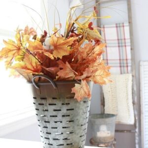Decorating for Fall - Foliage and Plants, orange foliage leaves, plaid blanket, #falldecorating