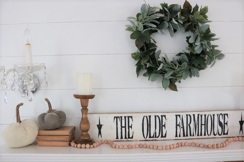 Faux Shiplap - add shiplap to your room without spending a dime!  I'll show you how I got this faux look.  #shiplap #fauxshiplap
