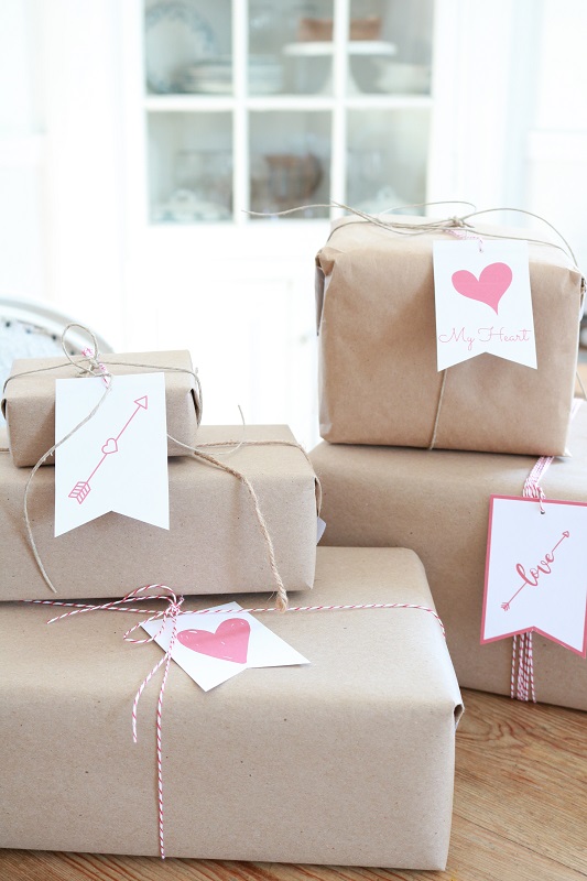 Valentine Gift Tags - red tags