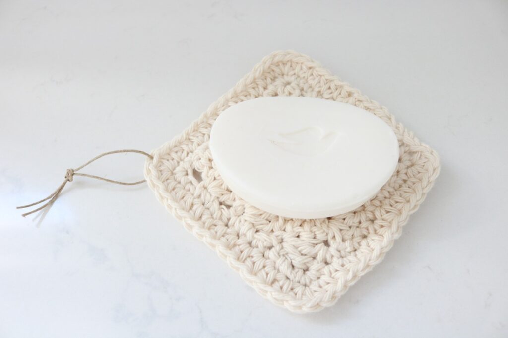 Crochet Scrubby Pattern - cream one with soap, 1200px
