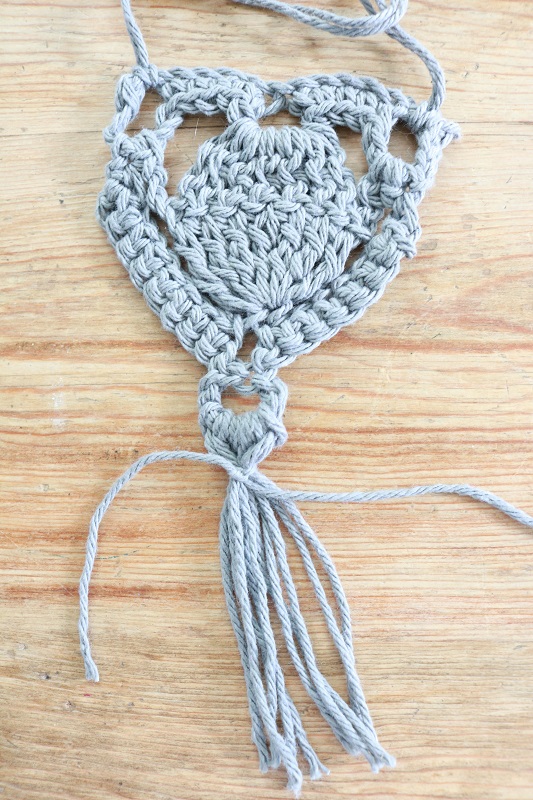 Boho Style Crochet Necklace - tie fringe