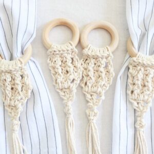 Crochet Wood Napkin Rings - napkin rings on striped napkins and alone