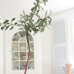 DIY Faux Olive Topiary - finished topiary on table feature