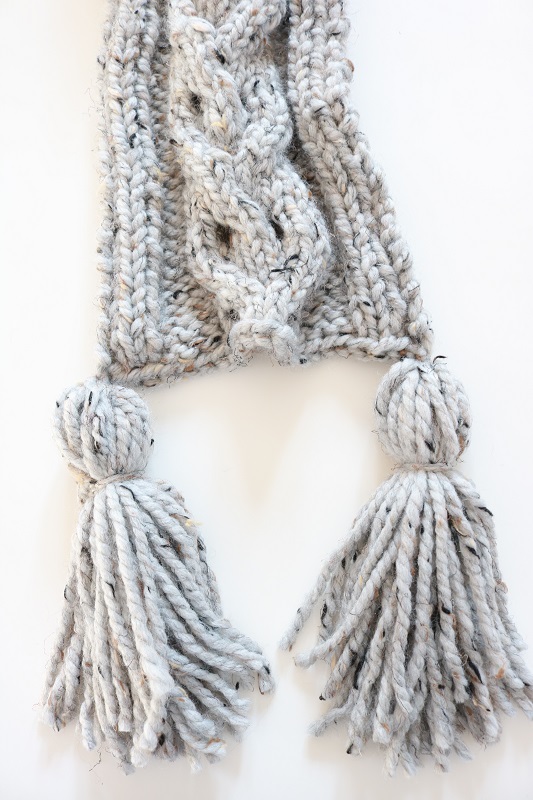 Knit Chunky Cable Scarf - finished scarf, with tassels on corners