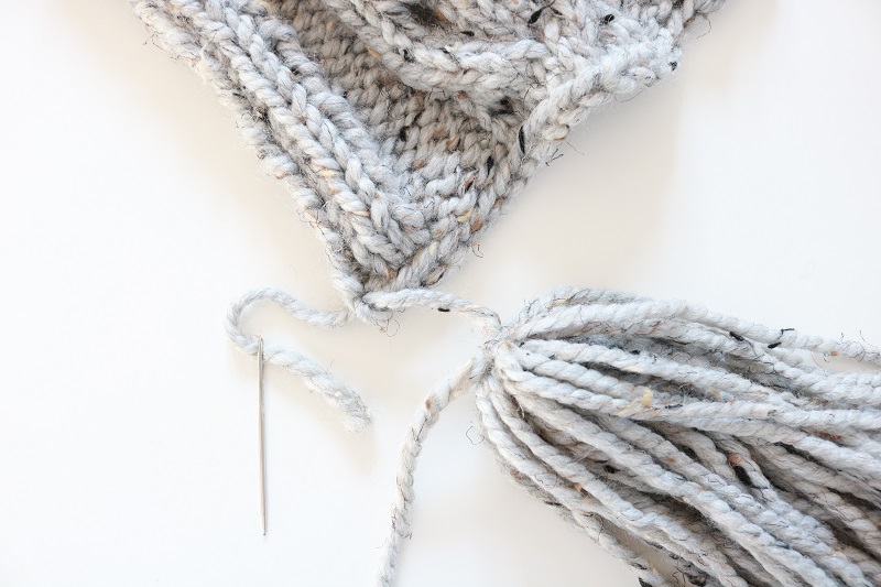 Knit Chunky Cable Scarf - tassel, attach to corner