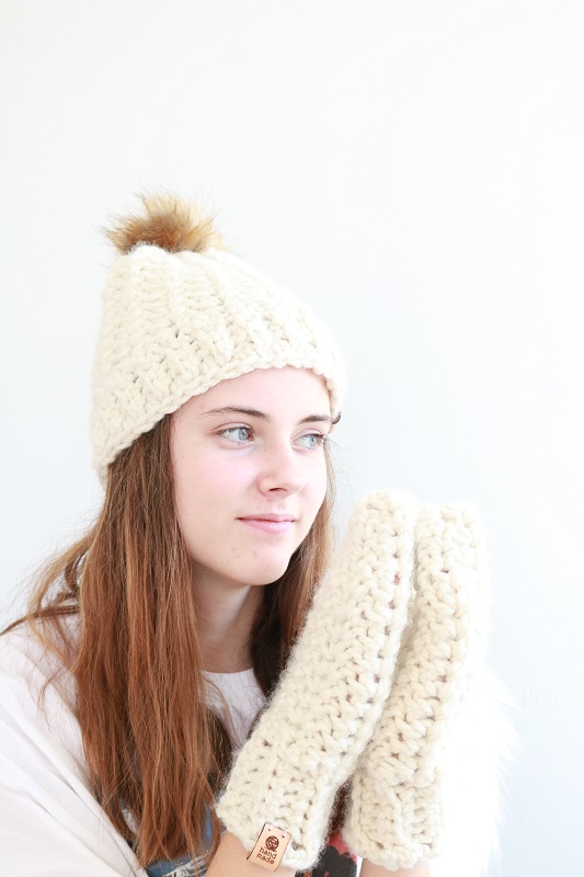 Chunky Hat and Mittens Crochet - wearing both