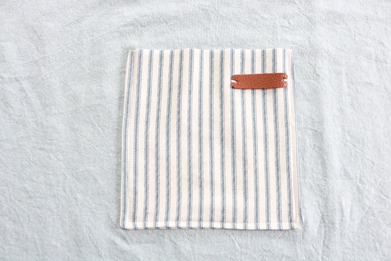 Long Half Apron Pattern - sew pocket to apron