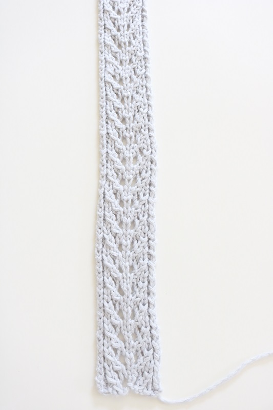 Summer Knit Headband - laying flat
