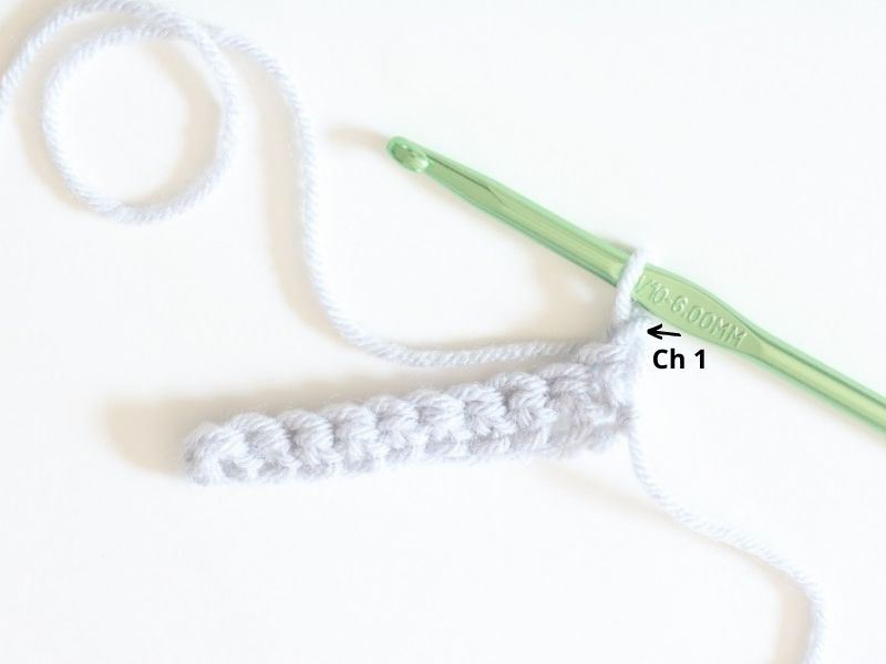 Basic Crochet Stitches - sc st - chain 1 for 2nd row, labeled