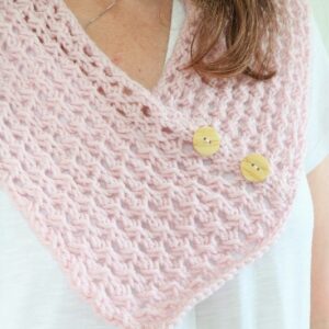 Lace Knit Cowl - wearing cowl, feature