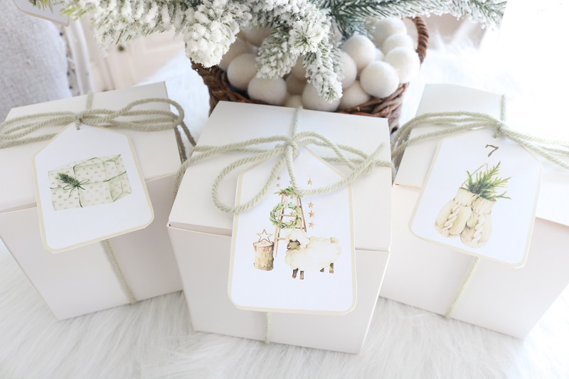 Advent Calendar Tags - tags on gifts under tree