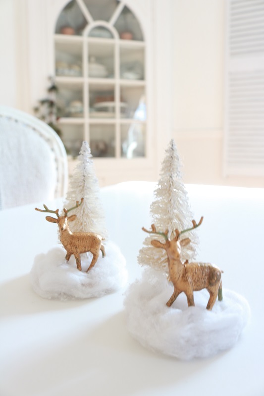 Christmas Yarn Crafts - deer scene - glue figures on base