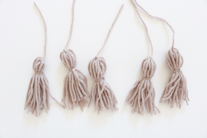 Fringe Crochet Wall Hanging - make tassels