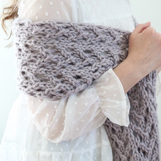 Bulky Lace Scarf - feature image