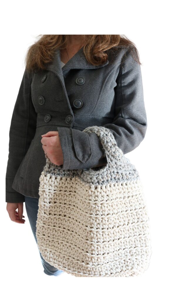 Easy Crochet Bag - holding handle