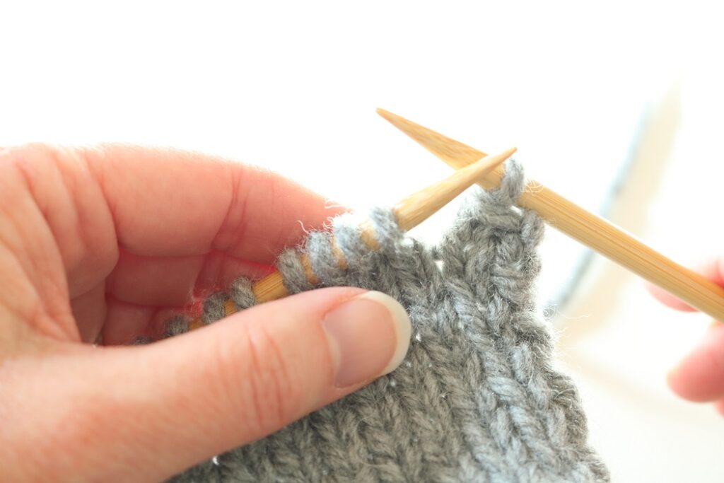 How to Bind off - step 3