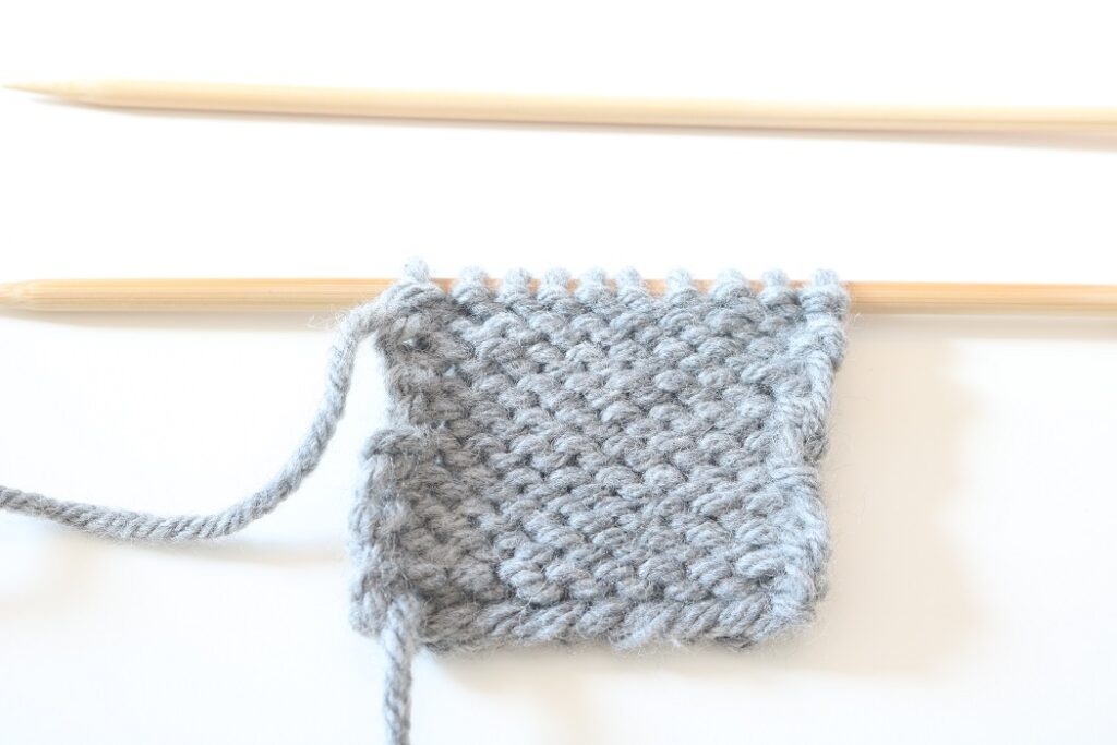 How to Knit - stockinette purl side