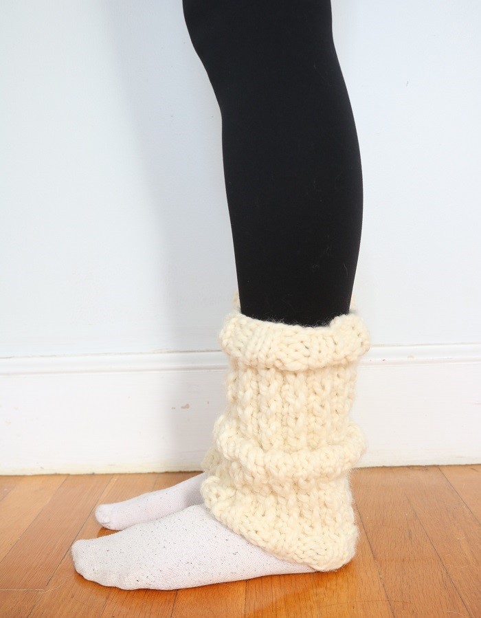Knit Leg Warmers - wearing with leggings 4