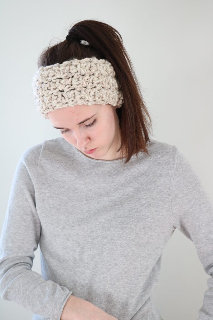 woman wearing crochet headband 