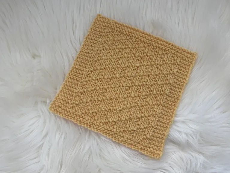 sami knit washcloth