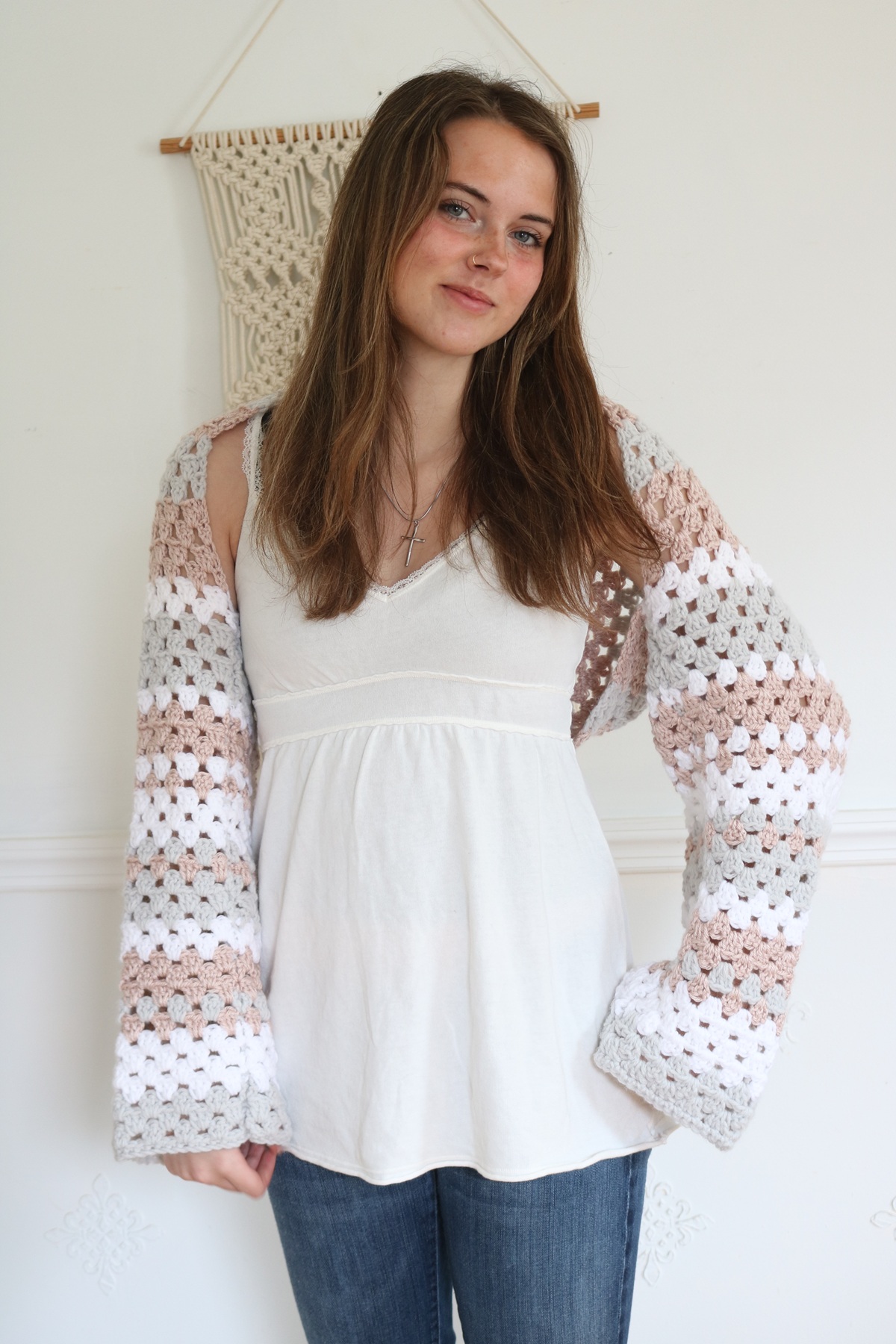 woman wearing crochet shrug