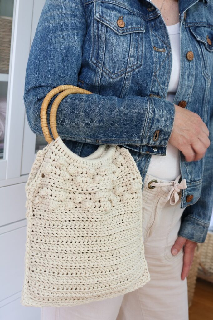 Summer Cotton Crochet Handbag Pattern - holding bag closeup