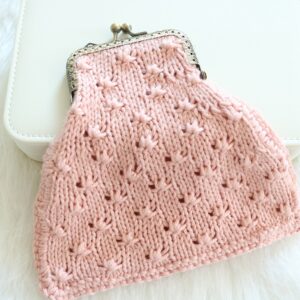 Pink Coin Purse Knit Pattern - finished purse with jewelry box