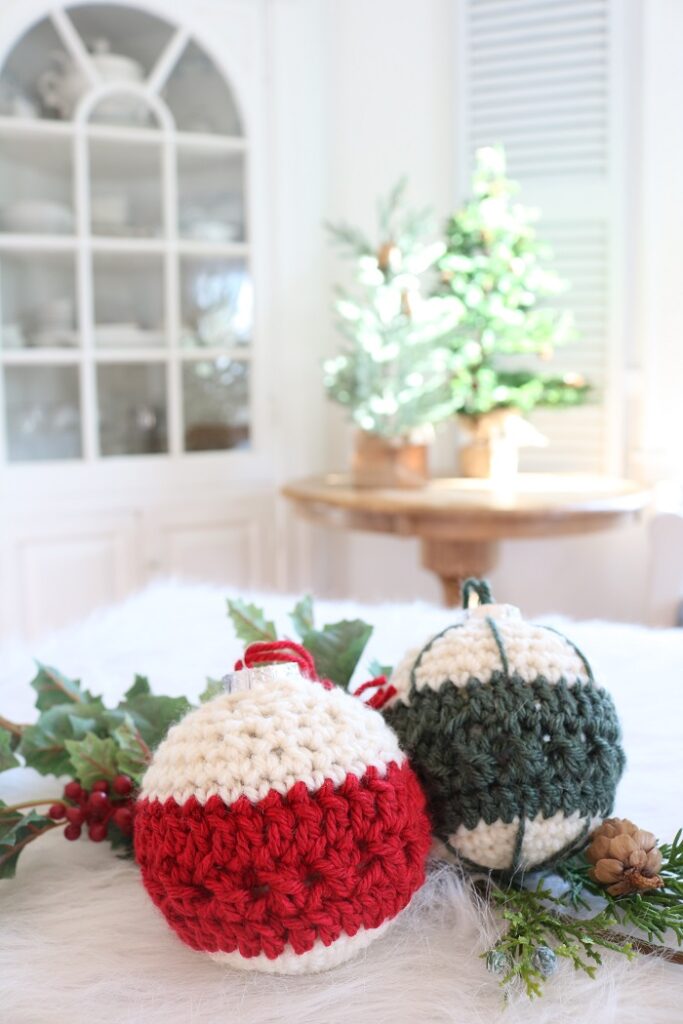 Criss-Cross Christmas Ball Ornament - Crochet Pattern - two samples