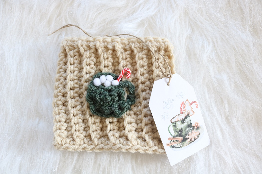 Christmas Cup Cozy Crochet Pattern - mug applique, finished with tag