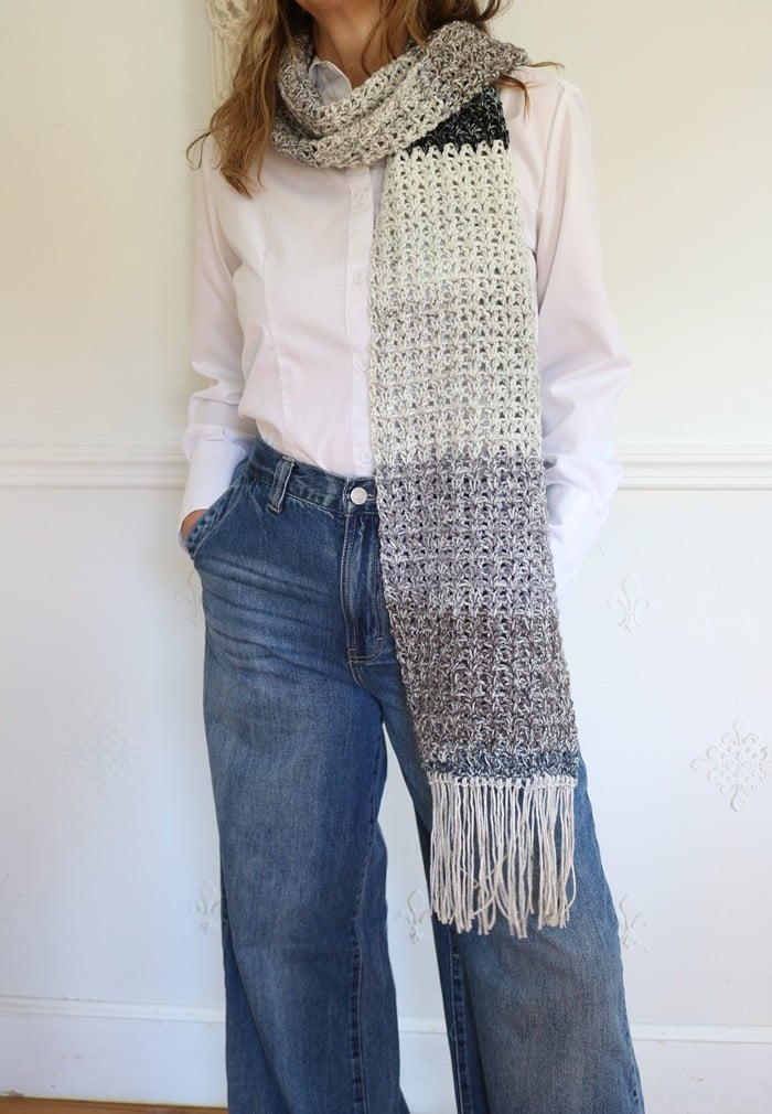 Mandala Ombre Crochet Scarf Pattern - both 1 side in front