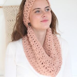 woman wearing crochet cowl and headband