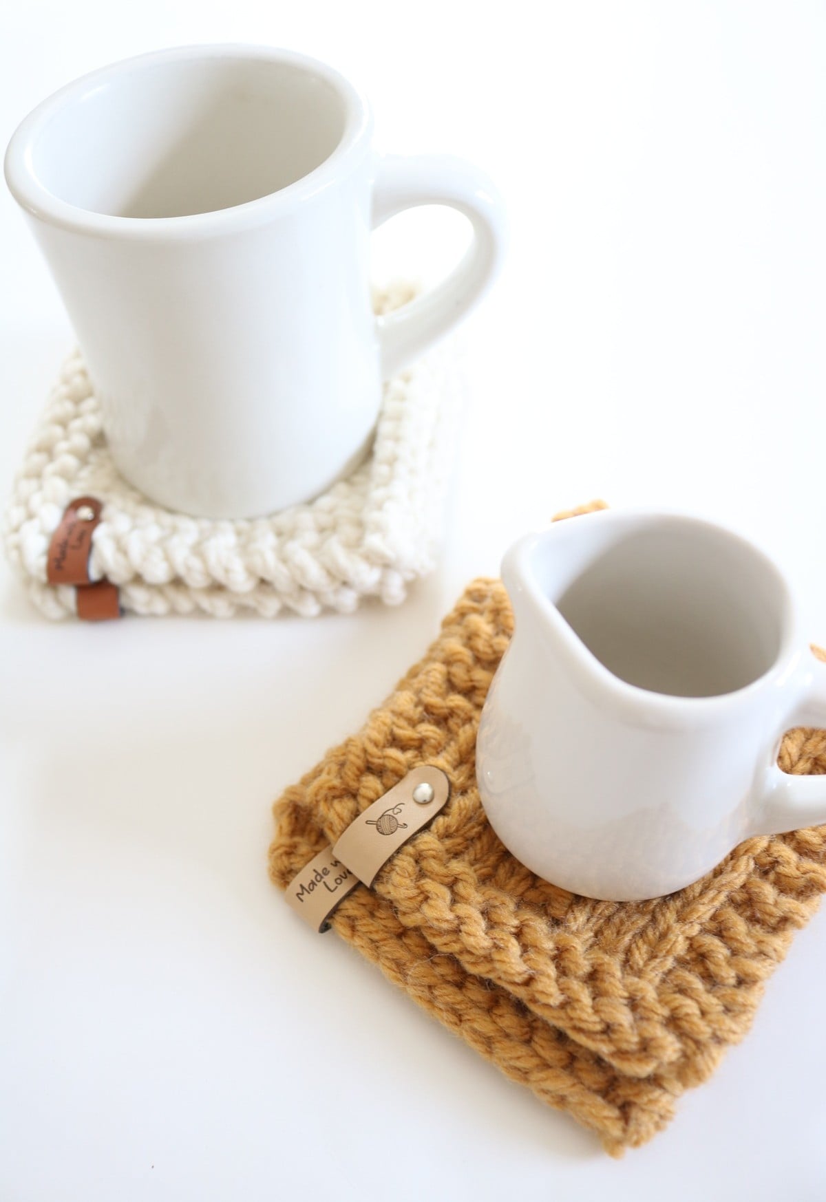 Textured Coasters Knit Pattern - mugs with bulky yarn