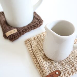 Textured Coasters Knit Pattern - mugs with worsted yarn