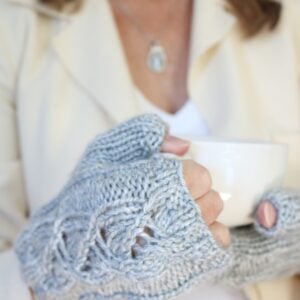 Poetcore Fingerless Gloves Knitting Pattern - wearing 2