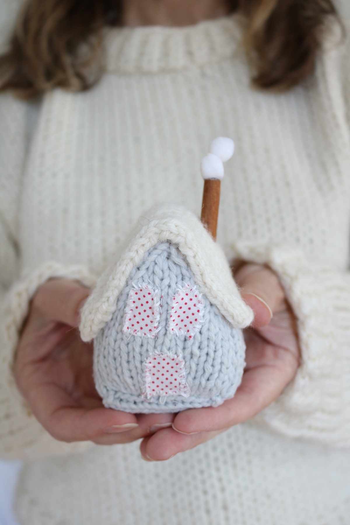 Christmas House Knit Pattern - cream roof house with chimney, in hand